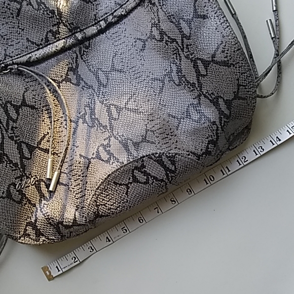 6126 Tempest Python leather handbag - Picture 6 of 7